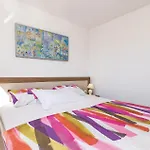 Σπίτι διακοπών 4 Bedroom Amazing In Barbat *