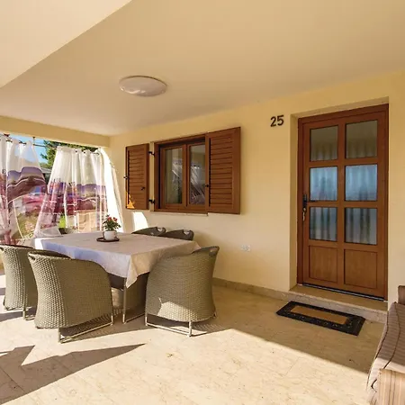 Holiday home 4 Bedroom Amazing In Barbat *